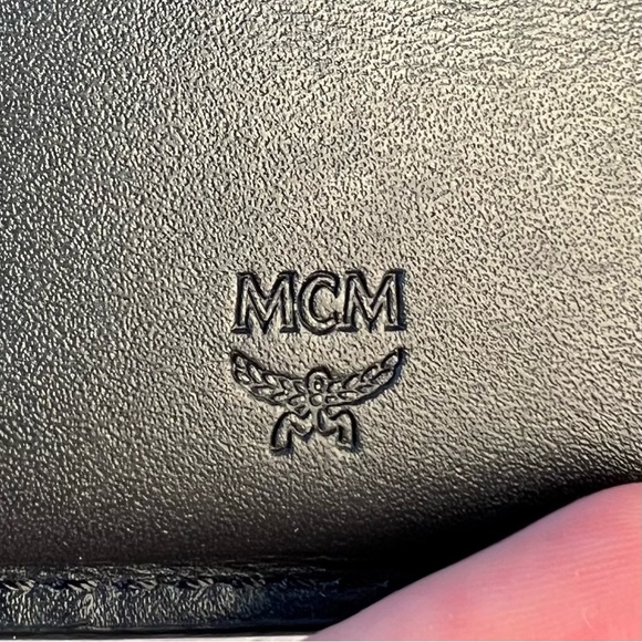 MCM Visetos Compact Wallet - Picture 7 of 9